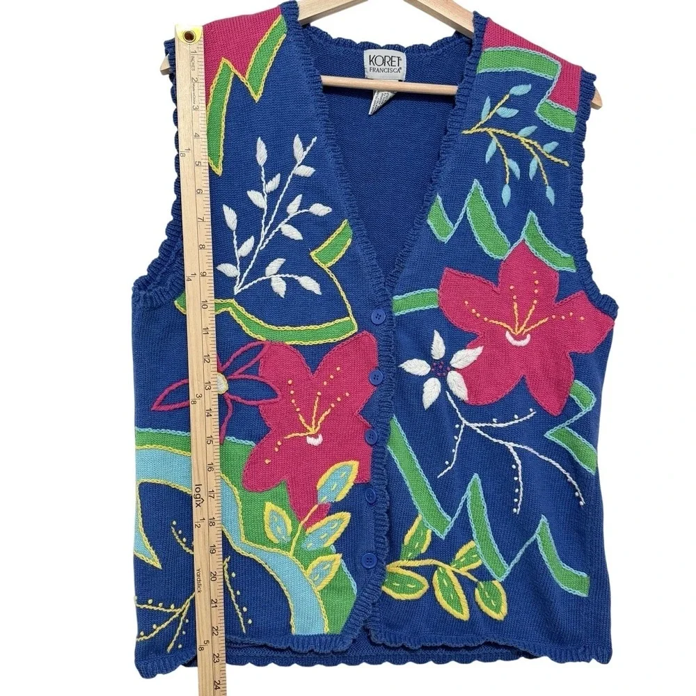 Koret Women's Embroidered Floral Sweater Vest Small 90s Cottagecore Grannycore